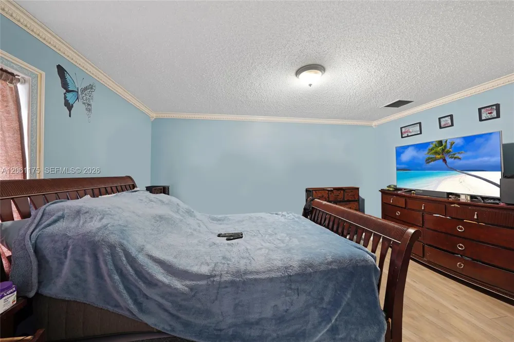 20504 NW 19th Ave Miami Gardens, FL 33056