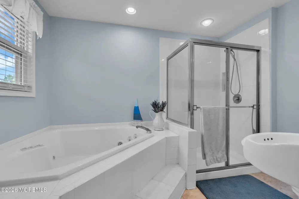 2505 Appleby Drive Ocean, NJ 07712