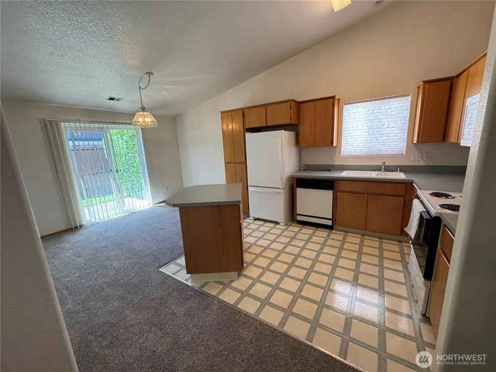 7701 NE 21st Street Vancouver, WA 98664