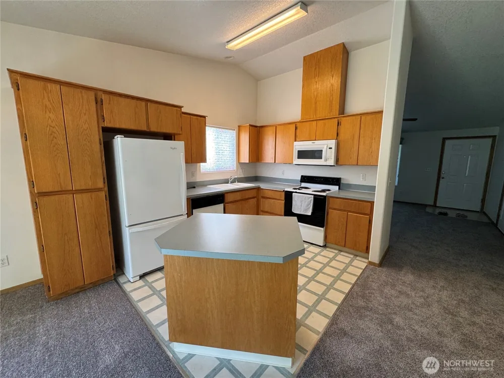 7701 NE 21st Street Vancouver, WA 98664