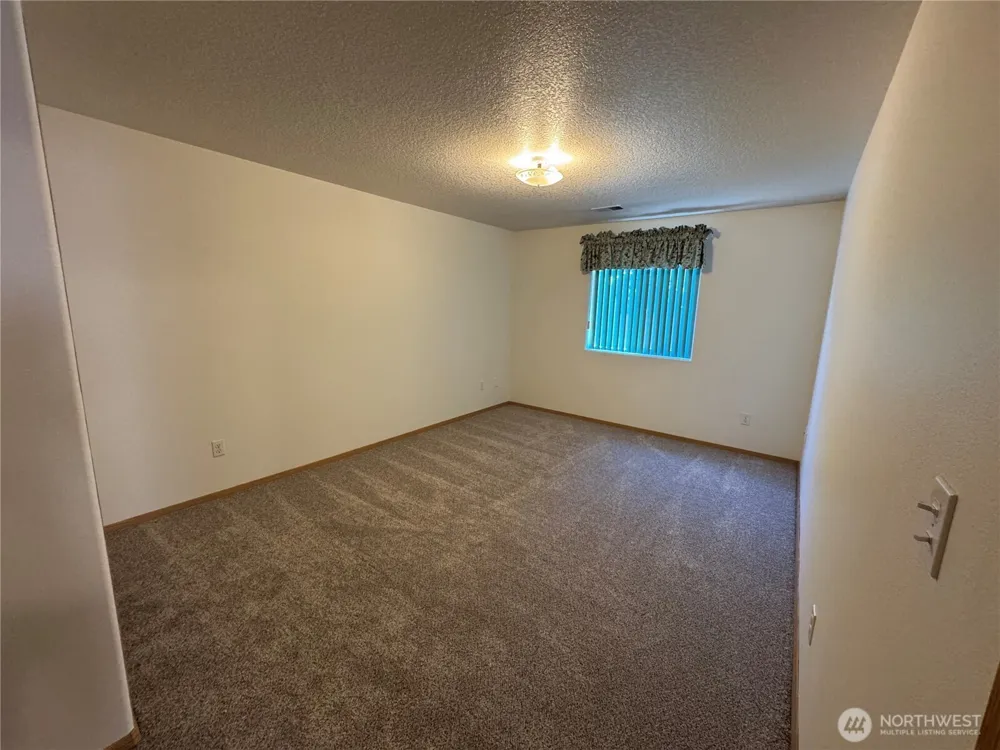 7701 NE 21st Street Vancouver, WA 98664