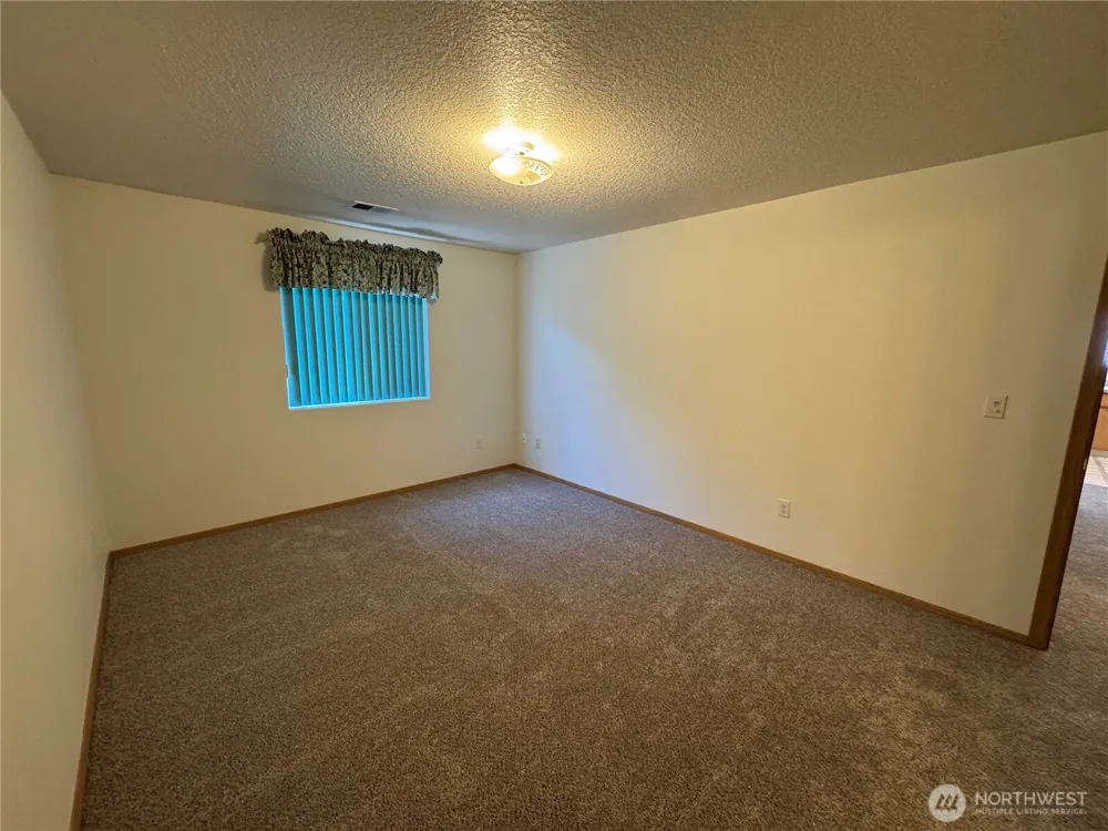 7701 NE 21st Street Vancouver, WA 98664