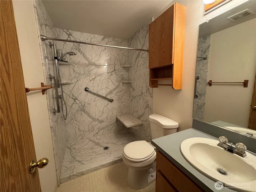 7701 NE 21st Street Vancouver, WA 98664