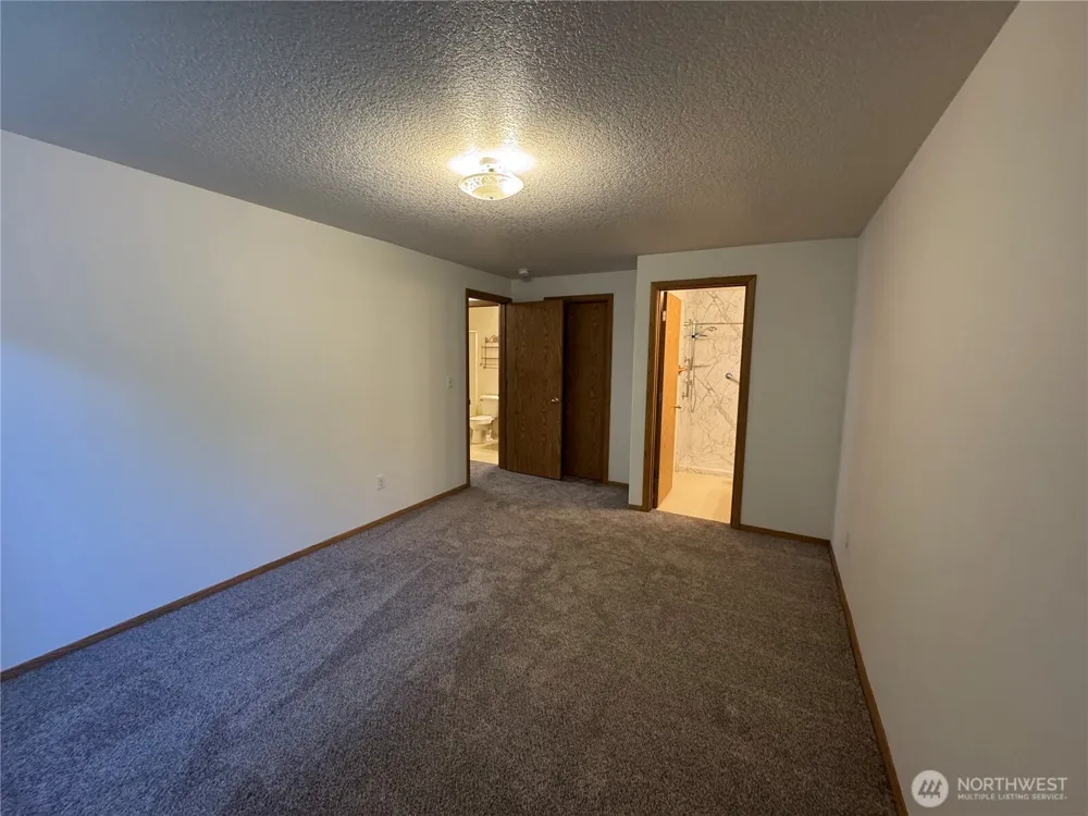 7701 NE 21st Street Vancouver, WA 98664