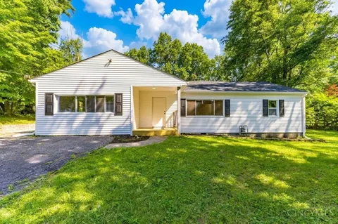 1073 Cedar Drive
