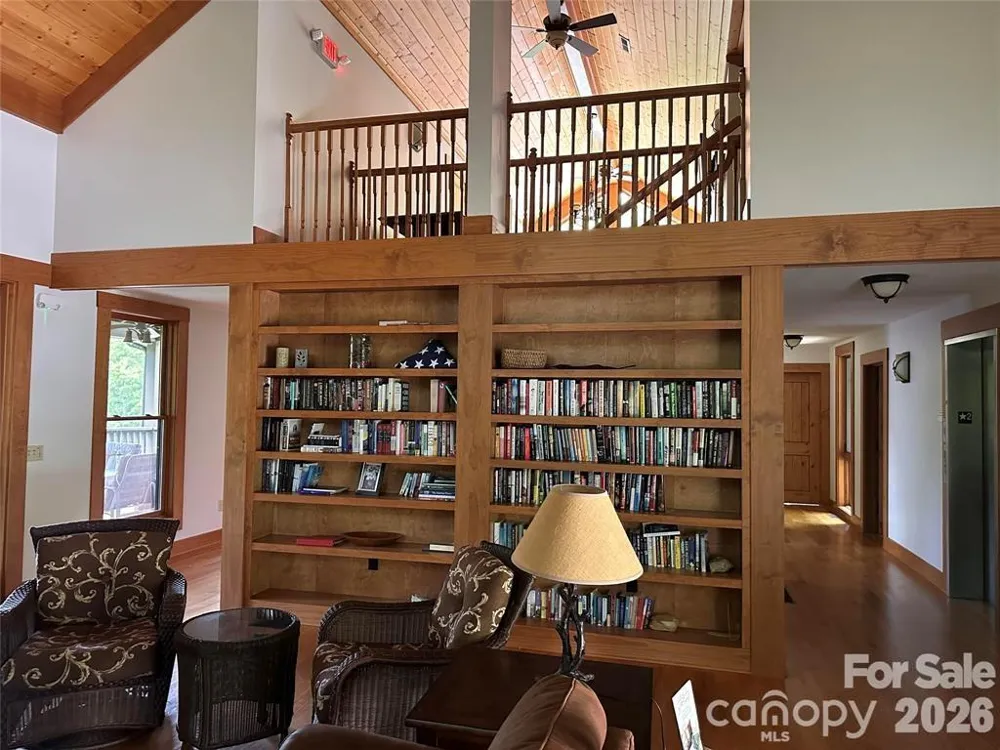 66 Boone Cove Road Zirconia, NC 28790