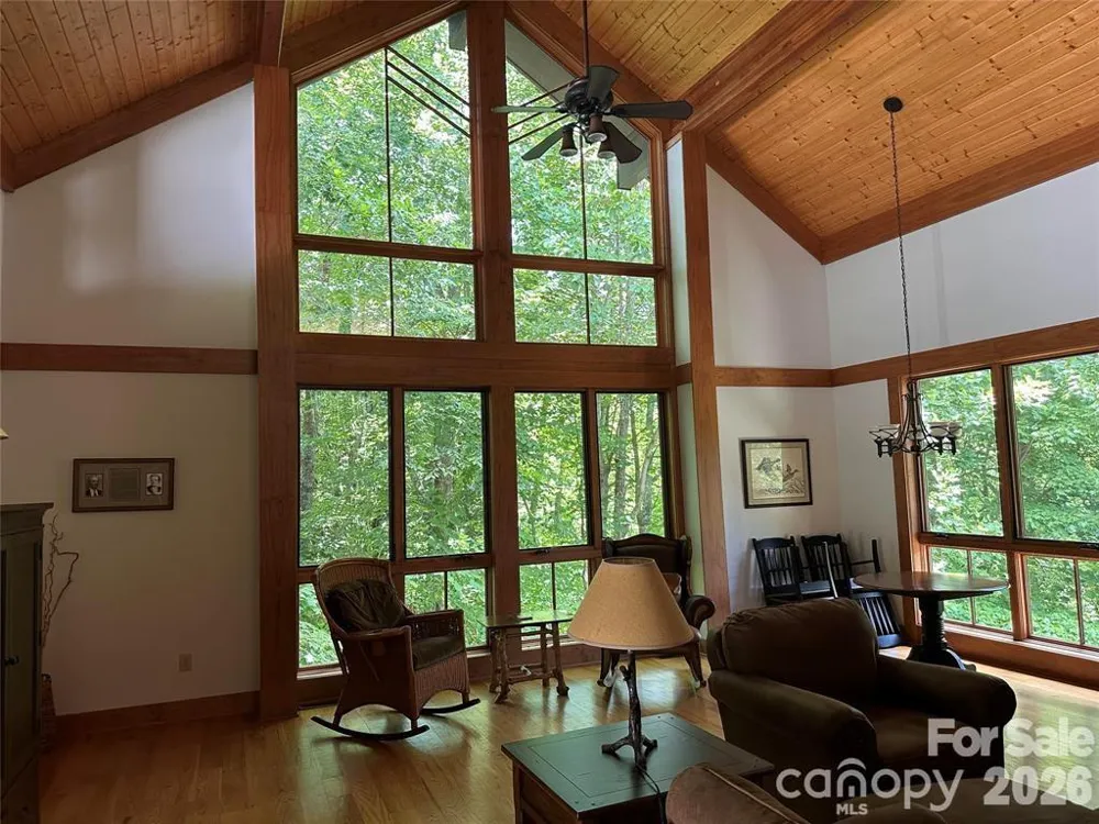 66 Boone Cove Road Zirconia, NC 28790