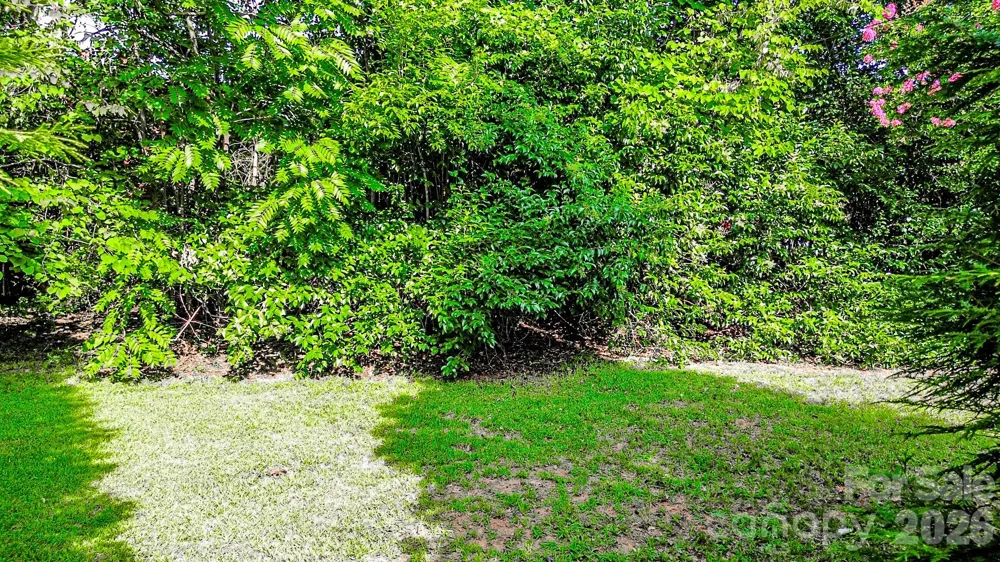 154 S Broadway Street Forest City, NC 28043