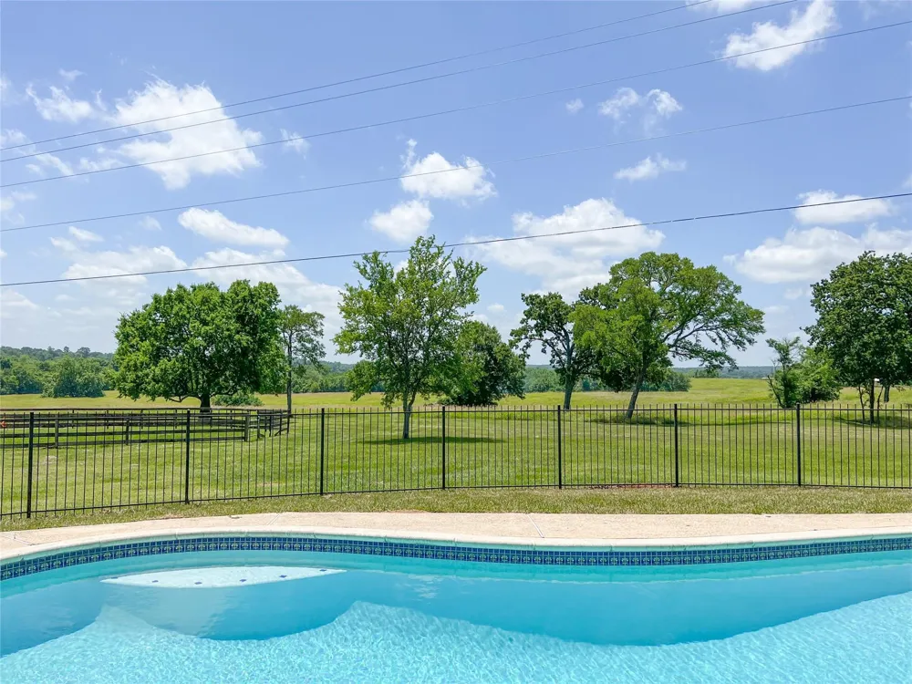 2757 Saint Beulah Chapel Rd Road Montgomery, TX 77316