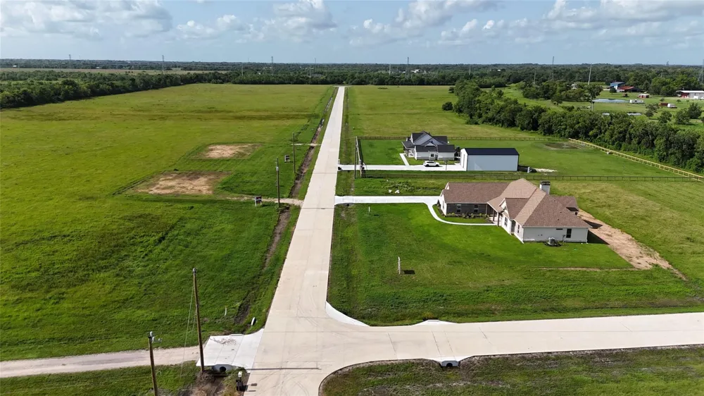 1614 Rymal Ranch Road Algoa, TX 77511