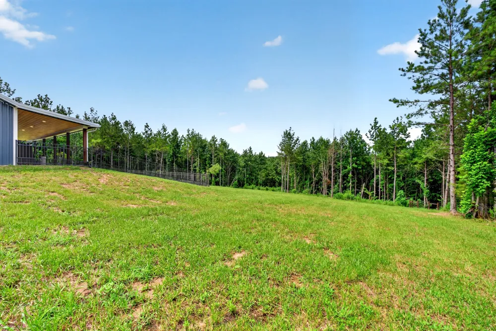 3931 Hwy 231 Erin, TN 37061