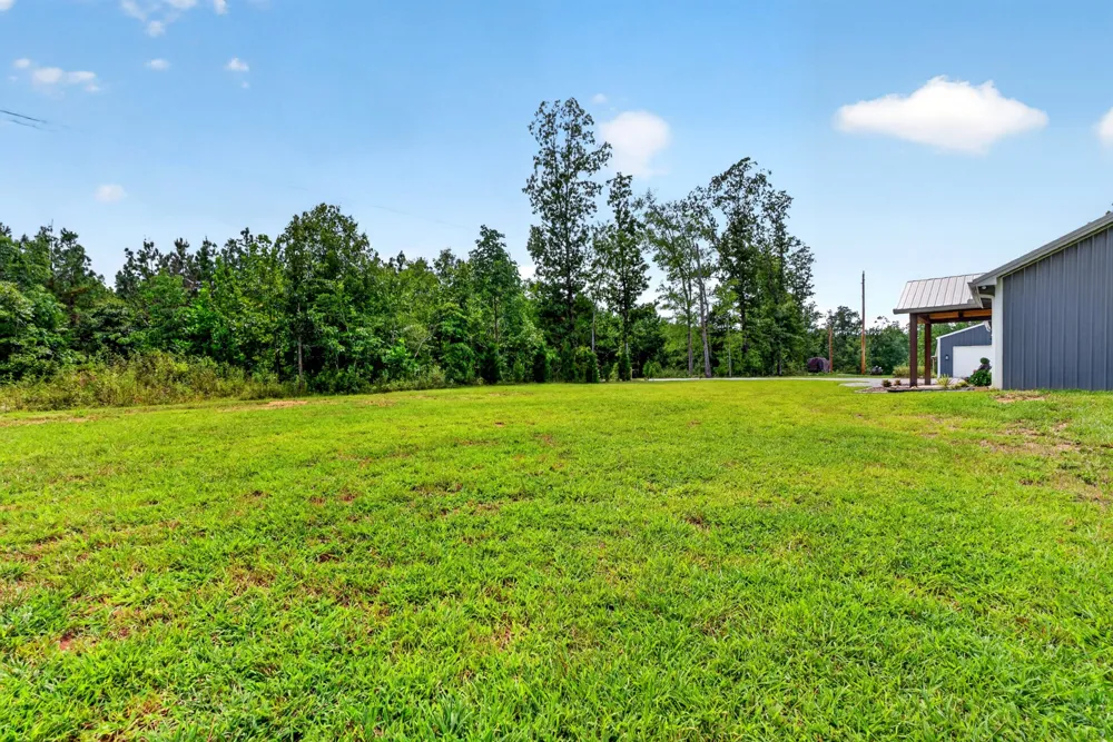 3931 Hwy 231 Erin, TN 37061