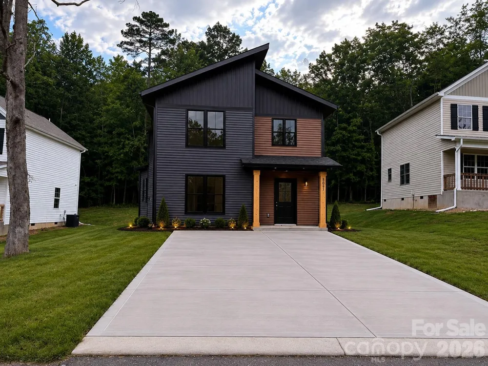 914 Taylor Street Wingate, NC 28174