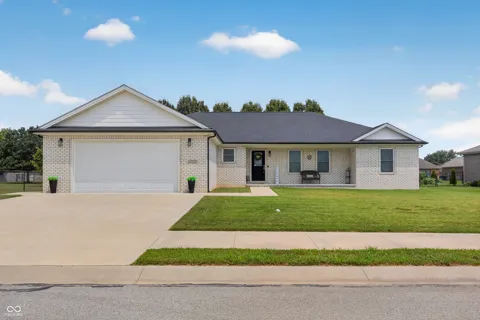 1723 Bell Ford Drive W