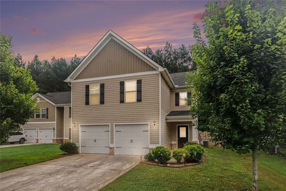 186 Brasch Park Drive Grantville, GA 30220
