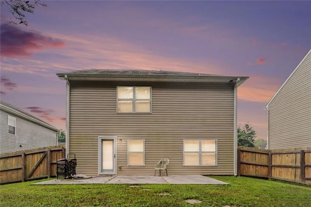 186 Brasch Park Drive Grantville, GA 30220