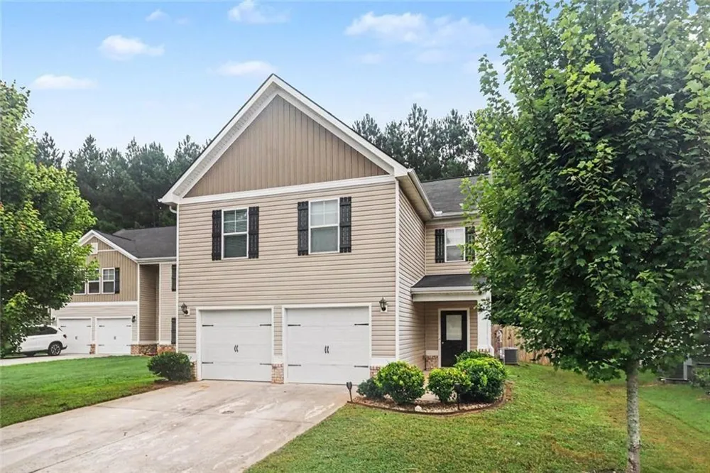 186 Brasch Park Drive Grantville, GA 30220
