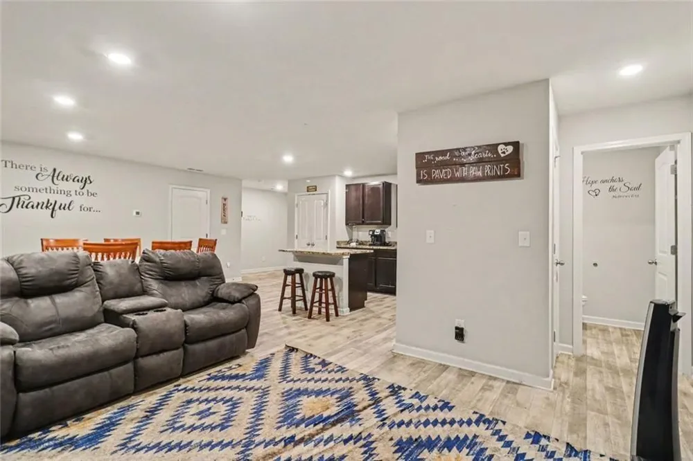 186 Brasch Park Drive Grantville, GA 30220