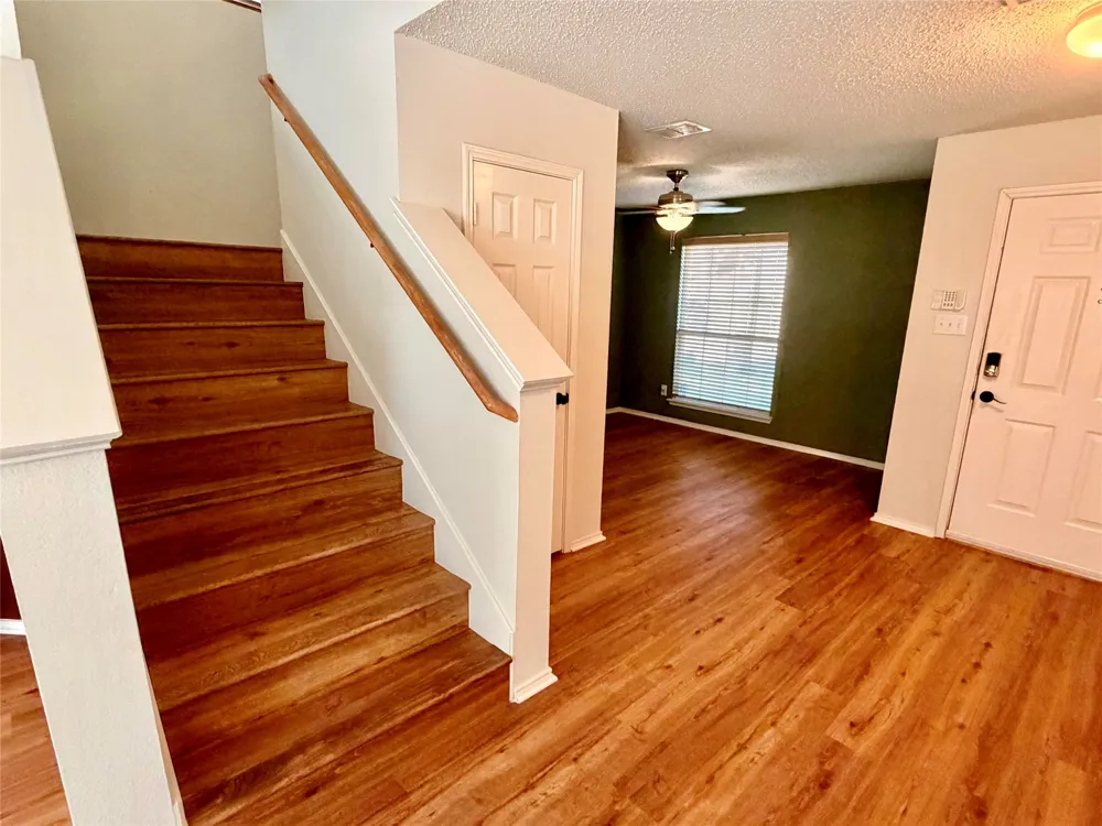 1313 Dakota Trail Krum, TX 76249