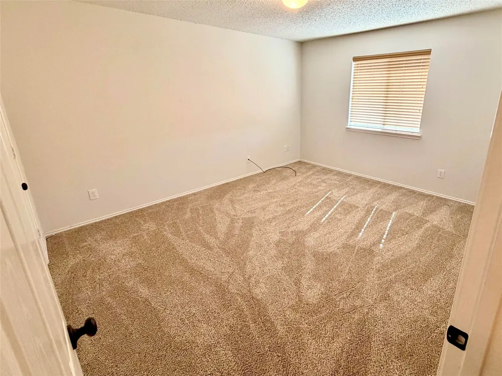 1313 Dakota Trail Krum, TX 76249