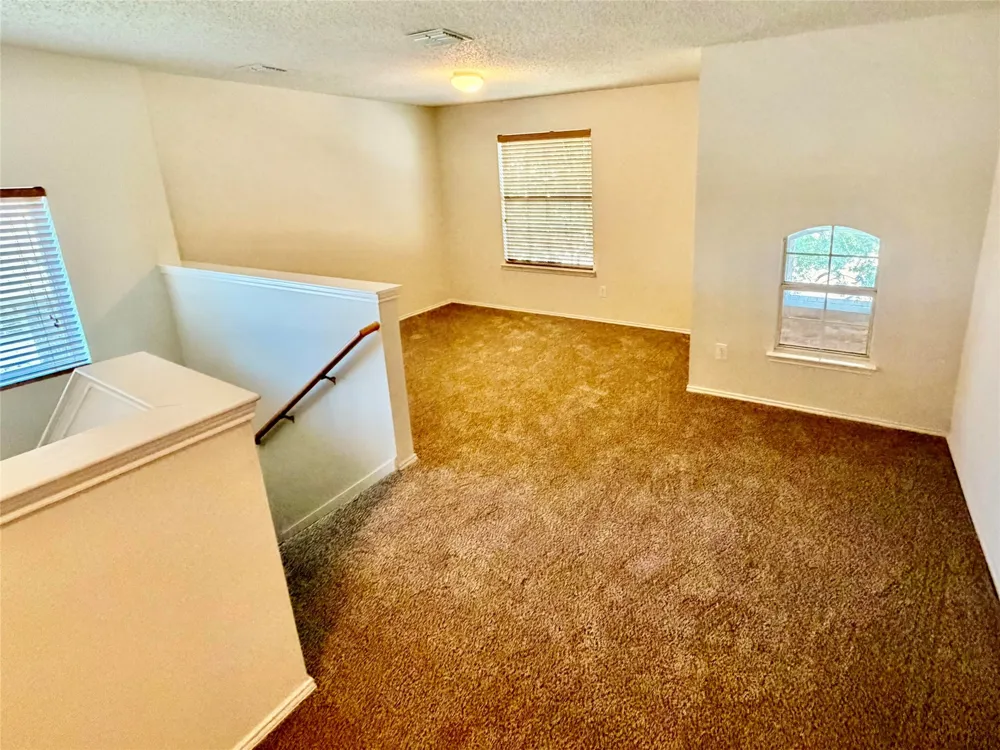 1313 Dakota Trail Krum, TX 76249
