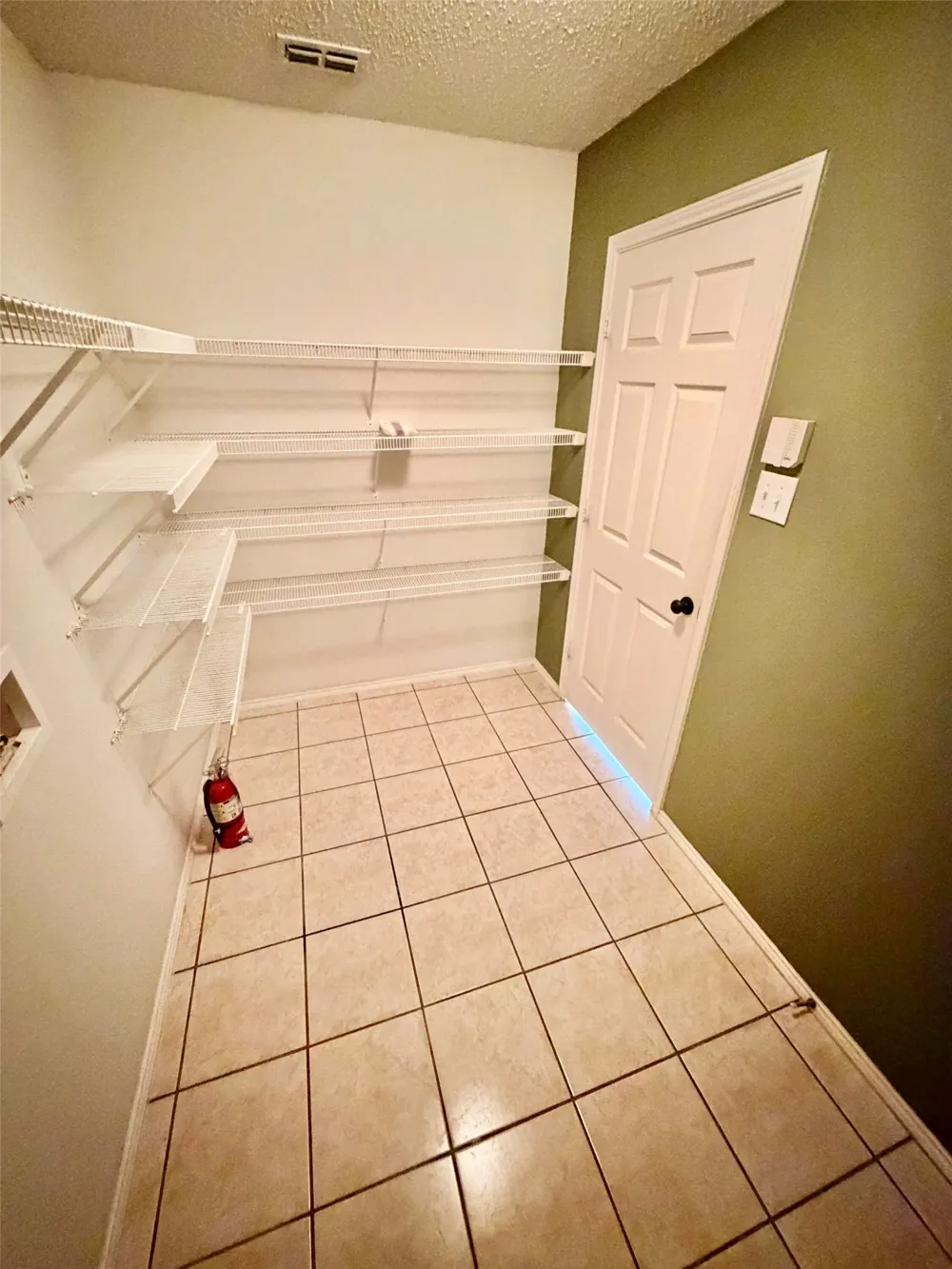 1313 Dakota Trail Krum, TX 76249
