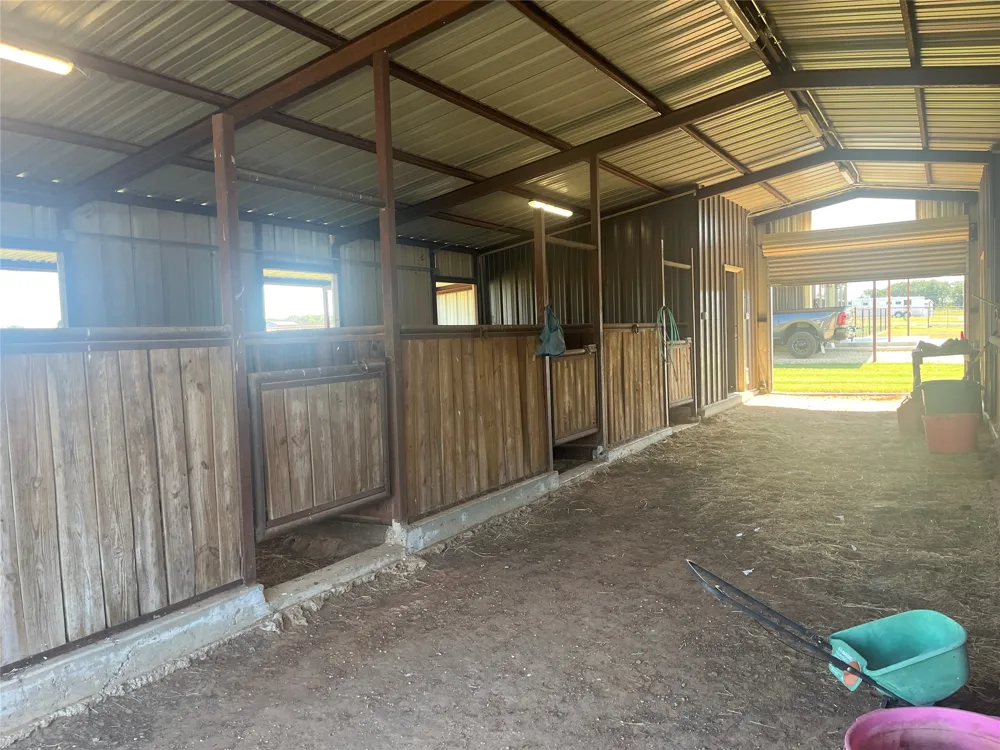 5550 County Road 299 Dublin, TX 76446