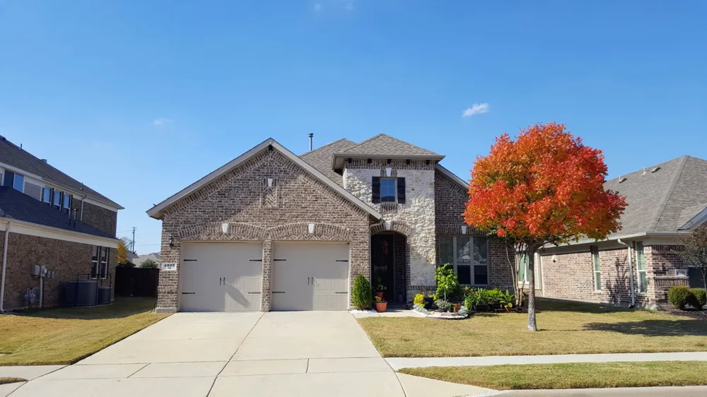 4005 Hawthorne Drive Sachse, TX 75048