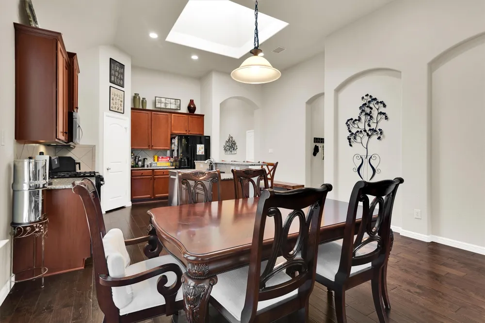 4005 Hawthorne Drive Sachse, TX 75048