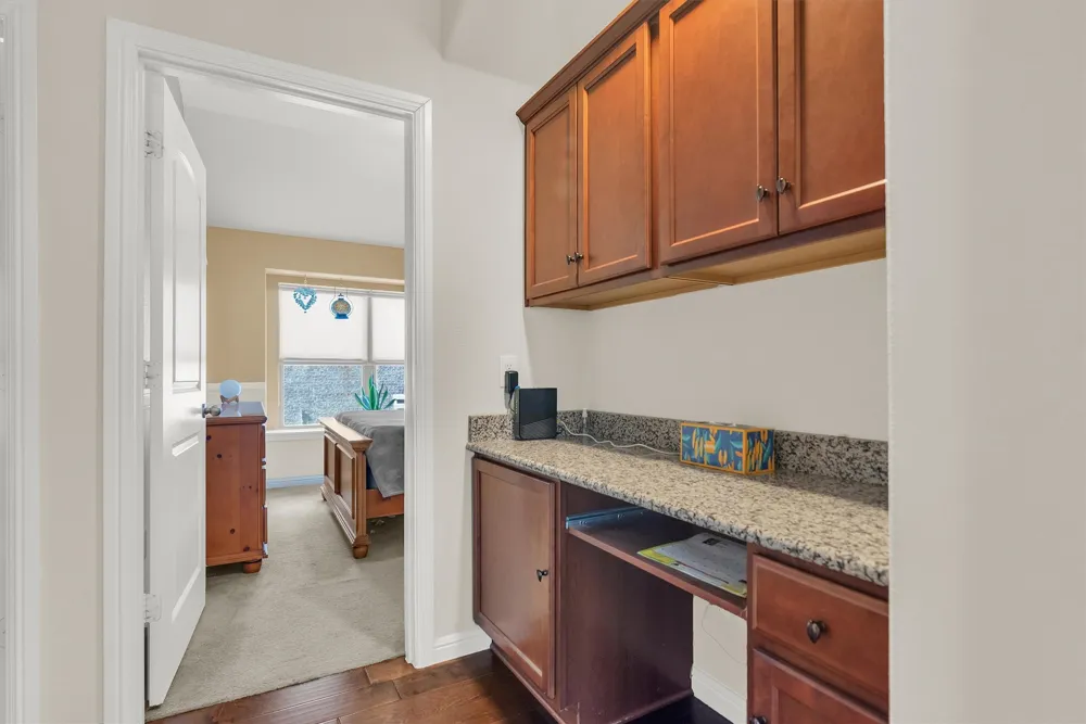 4005 Hawthorne Drive Sachse, TX 75048