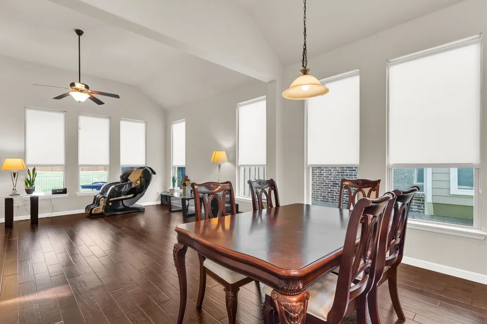 4005 Hawthorne Drive Sachse, TX 75048
