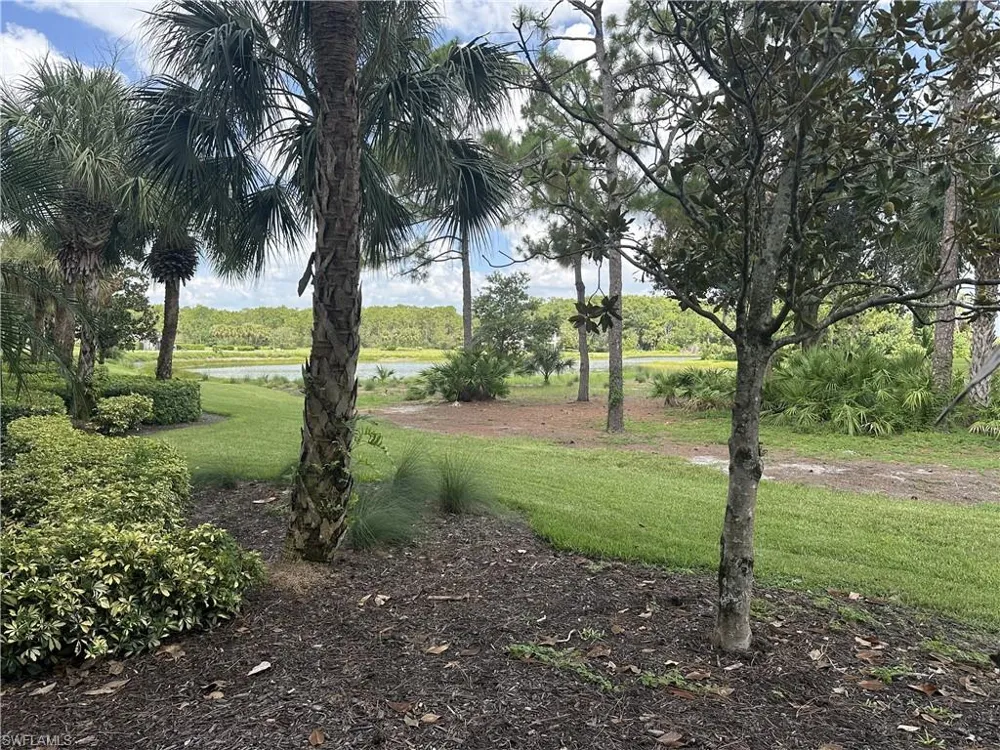 16591 Goldenrod Lane #101 Alva, FL 33920