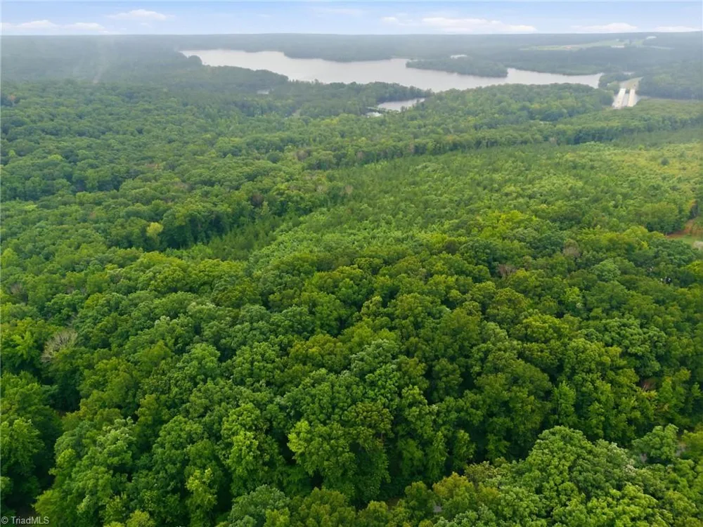 171 Seminole Trail New London, NC 28127