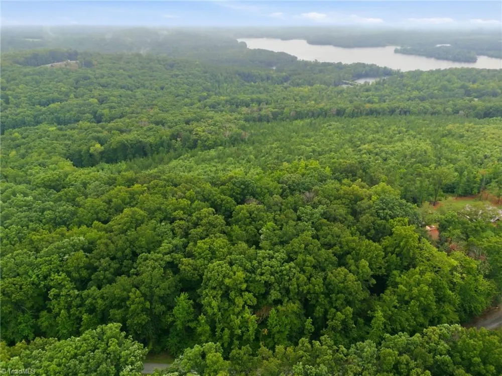 171 Seminole Trail New London, NC 28127