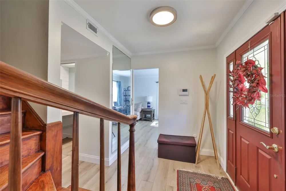 1279 86TH AVENUE St Petersburg, FL 33702