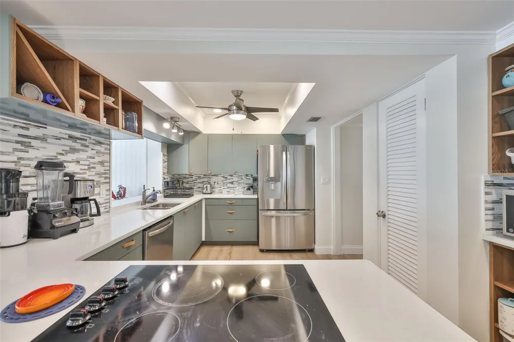 1279 86TH AVENUE St Petersburg, FL 33702