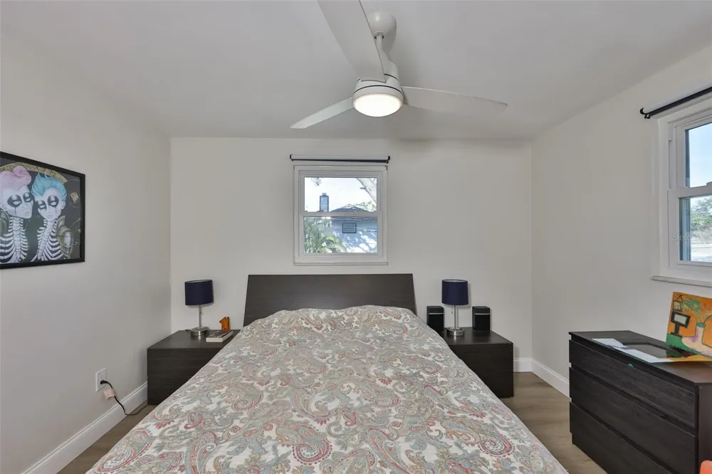 1279 86TH AVENUE St Petersburg, FL 33702