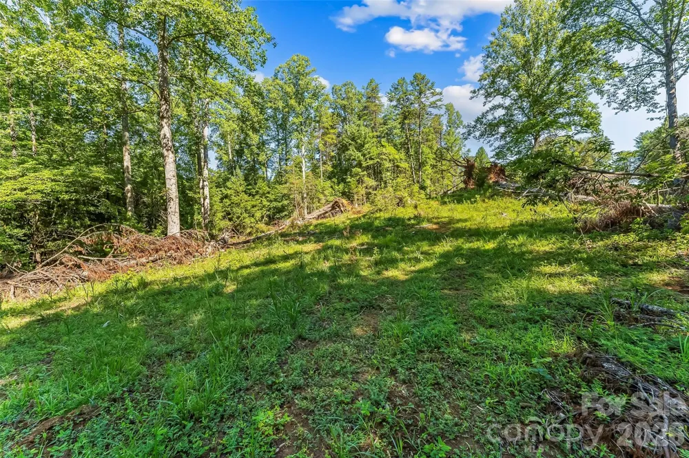 2815 Playmore Beach Road Morganton, NC 28655