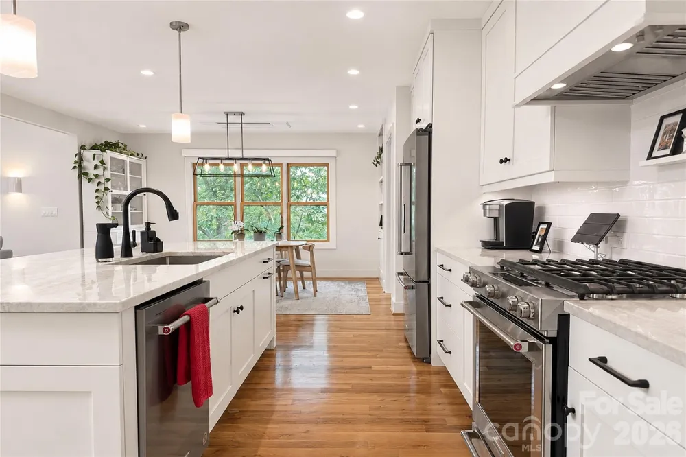 228 Allen Mountain Drive Black Mountain, NC 28711