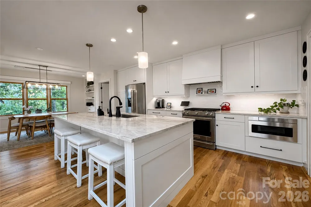 228 Allen Mountain Drive Black Mountain, NC 28711