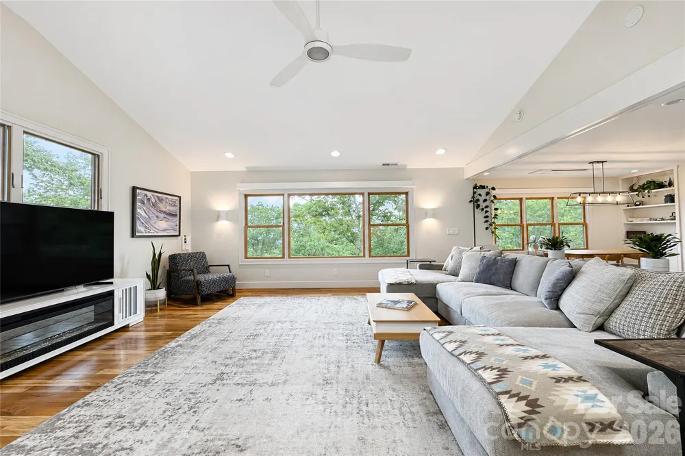228 Allen Mountain Drive Black Mountain, NC 28711