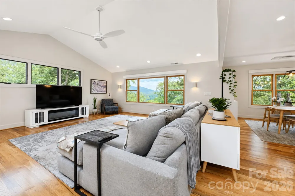 228 Allen Mountain Drive Black Mountain, NC 28711