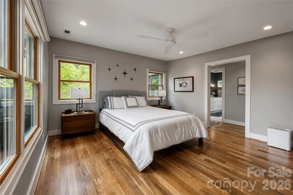 228 Allen Mountain Drive Black Mountain, NC 28711