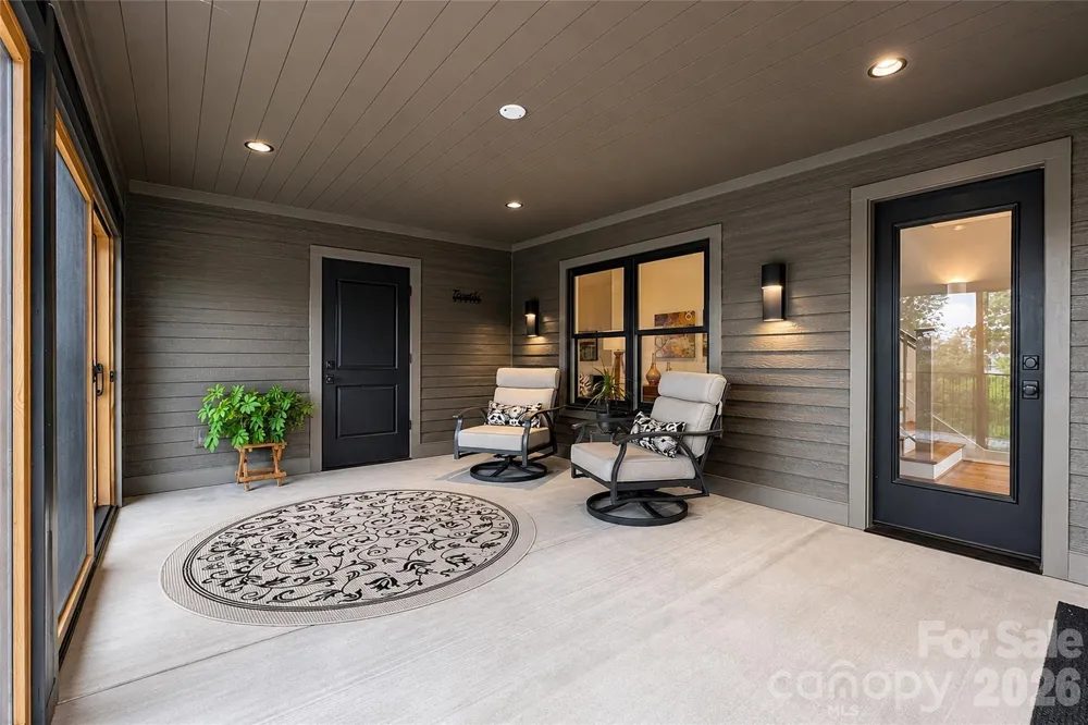 228 Allen Mountain Drive Black Mountain, NC 28711