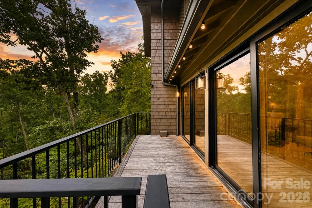 228 Allen Mountain Drive Black Mountain, NC 28711