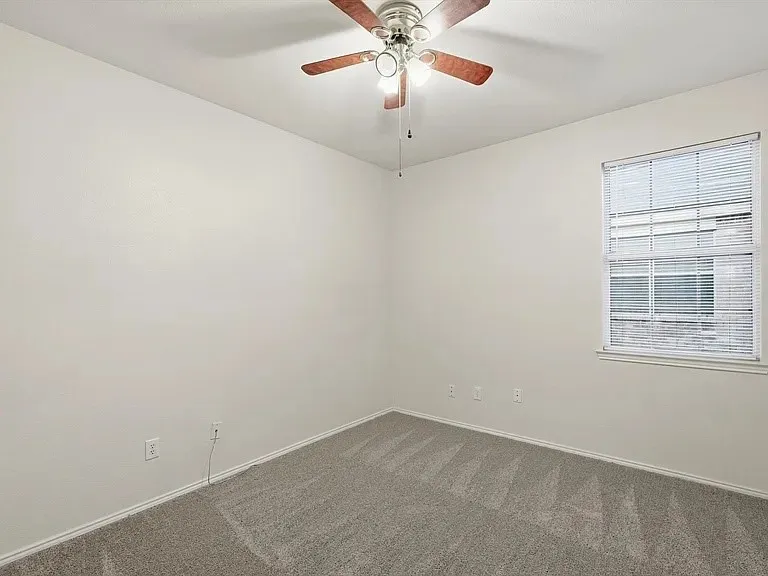 1048 Harriman Drive Saginaw, TX 76131