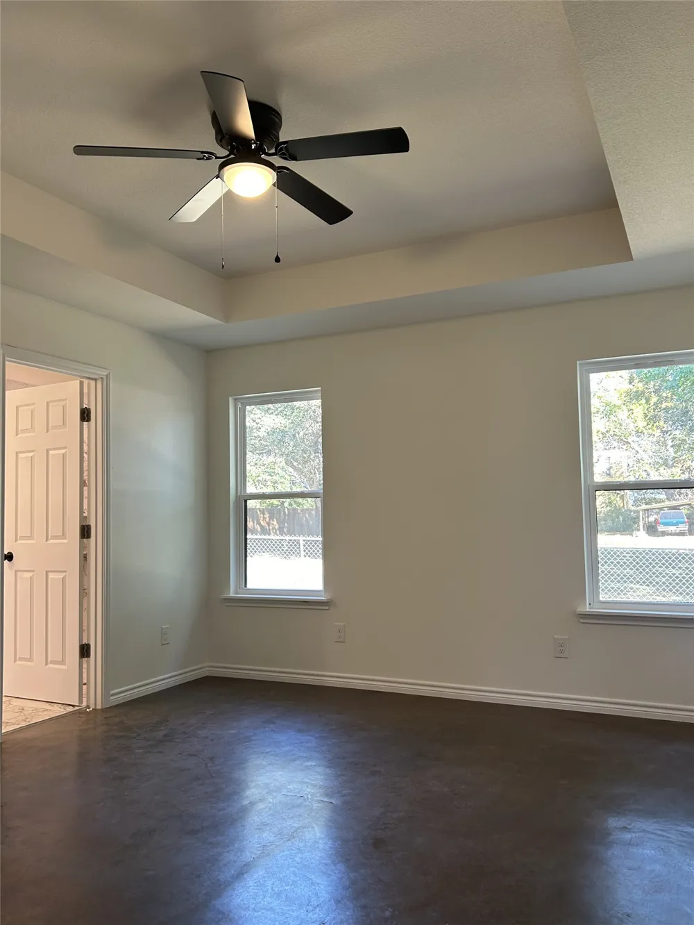 405 S 6th Street Grandview, TX 76050