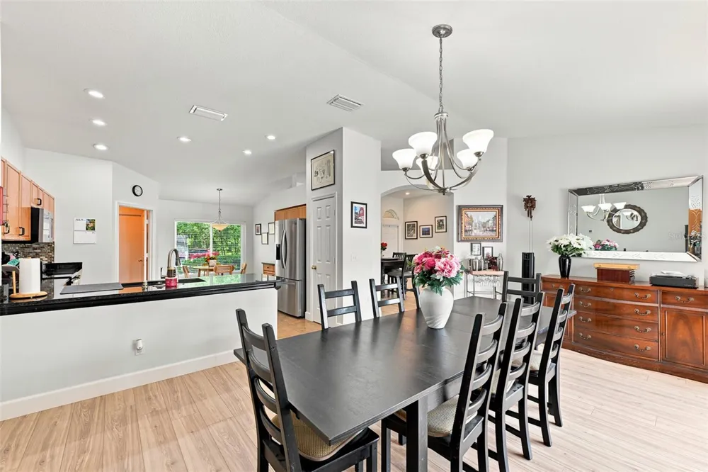 3720 TREELINE DRIVE Valrico, FL 33596