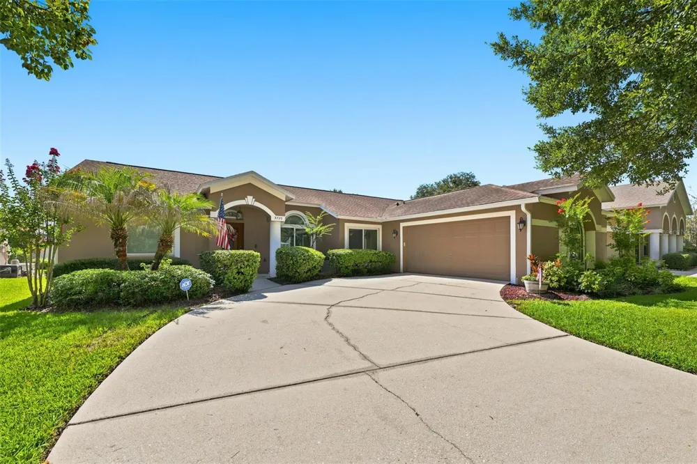 3720 TREELINE DRIVE Valrico, FL 33596