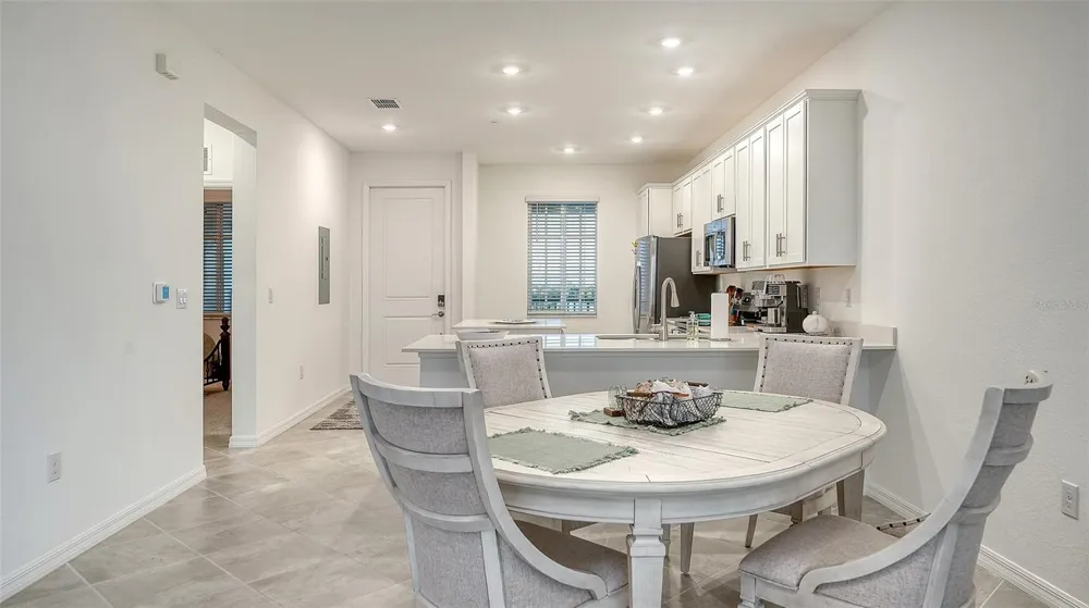12240 WELLEN GOLF STREET #403 Venice, FL 34293